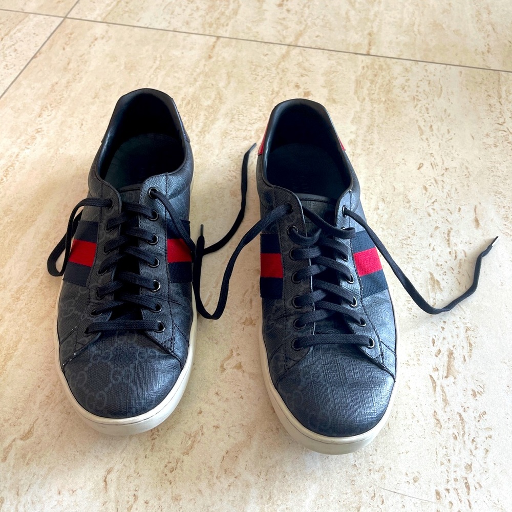 Gucci Men's Ace GG Supreme sneaker